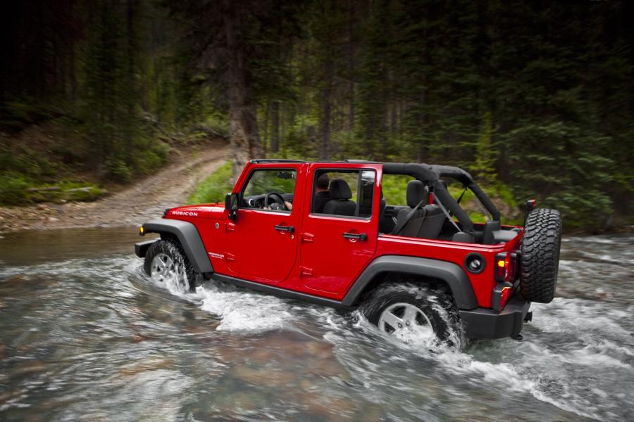  Jeep Wrangler Rubicon Unlimited 2011 года  (фото 4 из 5)